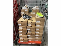 Partij diverse nike sneakers (45x) - afbeelding 2 van  7