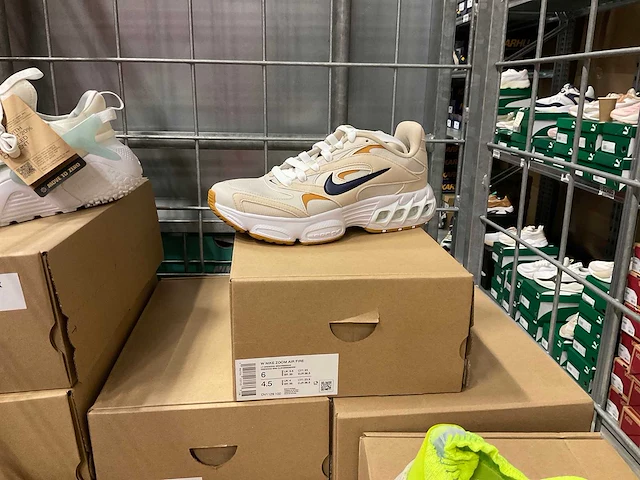 Partij diverse nike sneakers (45x) - afbeelding 4 van  7