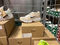 Partij diverse nike sneakers (45x) - afbeelding 4 van  7
