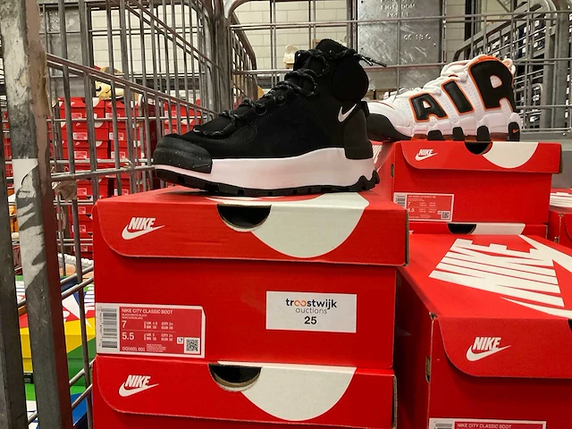 Partij diverse nike sneakers (60x) - afbeelding 4 van  7