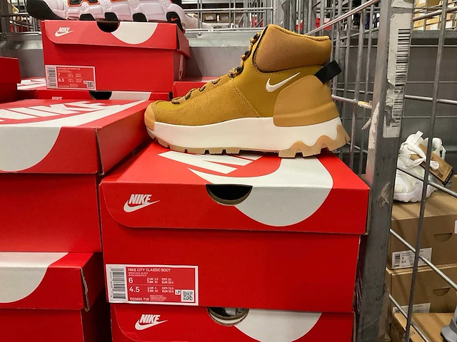 Partij diverse nike sneakers (60x) - afbeelding 5 van  7