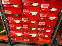 Partij diverse nike sneakers (60x) - afbeelding 6 van  7