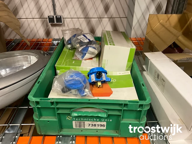 Partij diverse (nood)verlichting - afbeelding 11 van  22