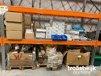 Partij diverse (nood)verlichting - afbeelding 12 van  22