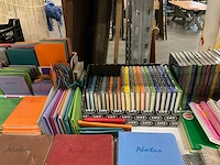 Partij diverse notitieblokken&paspoorthouders (355x) - afbeelding 5 van  11