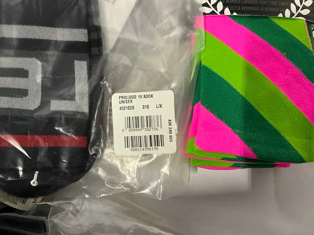 Partij diverse o.a castelli/assos/sealskinz fietssokken (67x) - afbeelding 15 van  17