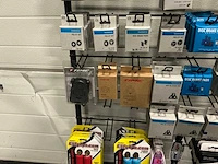 Partij diverse o.a shimano disc brake pads/ spd cleat sets / overige (194x) - afbeelding 2 van  24