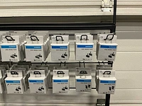 Partij diverse o.a shimano disc brake pads/ spd cleat sets / overige (194x) - afbeelding 19 van  24