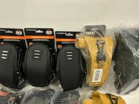 Partij diverse o.a sks/evoc/agu fiets tasjes/rain essentials (15x) - afbeelding 7 van  11
