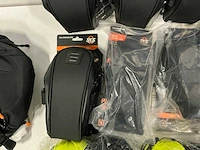 Partij diverse o.a sks/evoc/agu fiets tasjes/rain essentials (15x) - afbeelding 10 van  11