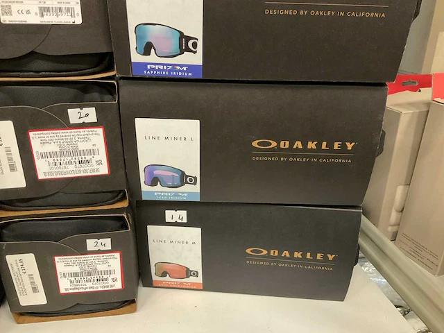 Partij diverse oakley wintersport brillen (11x) - afbeelding 10 van  11