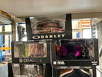 Partij diverse oakley/anon/dragon brillen&lenzen (24x) - afbeelding 2 van  5