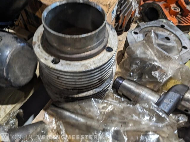Partij diverse onderdelen voor hatz motoren - afbeelding 6 van  32