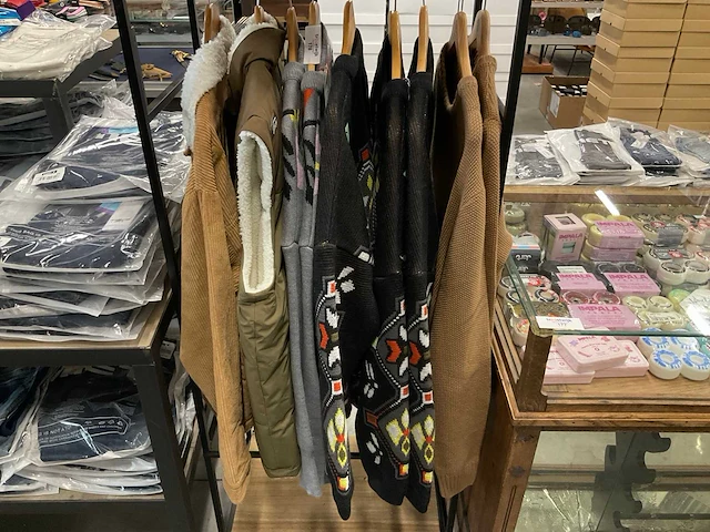 Partij diverse oxbow/brixton kleding (9x) - afbeelding 2 van  8