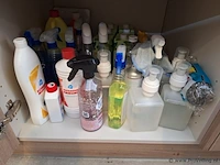 Partij diverse pakken haver drink & schoonmaakmiddelen o.a. schuurmiddel, ammoniak & glasreiniger - afbeelding 1 van  3