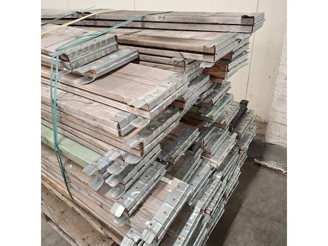 Partij diverse palletranden - afbeelding 5 van  7