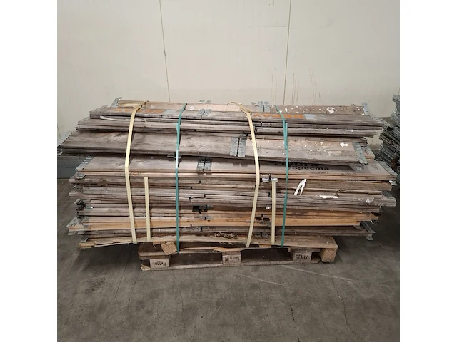 Partij diverse palletranden - afbeelding 7 van  7