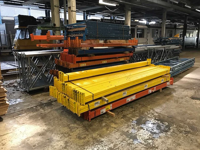 Partij diverse palletstellingen - afbeelding 7 van  12
