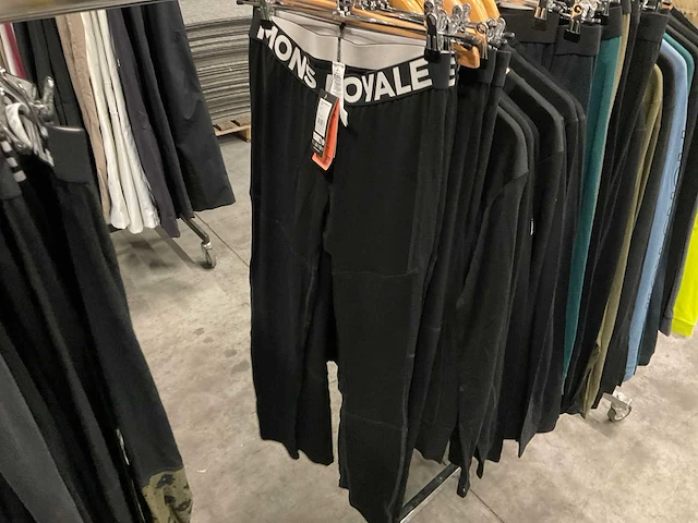 Partij diverse peakperformance/arcteryx/monsroyale thermokleding (72x) - afbeelding 7 van  29