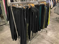 Partij diverse peakperformance/arcteryx/monsroyale thermokleding (72x) - afbeelding 12 van  29