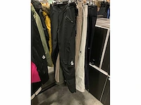 Partij diverse peakperformance/volcom wintersportbroeken (16x) - afbeelding 14 van  18