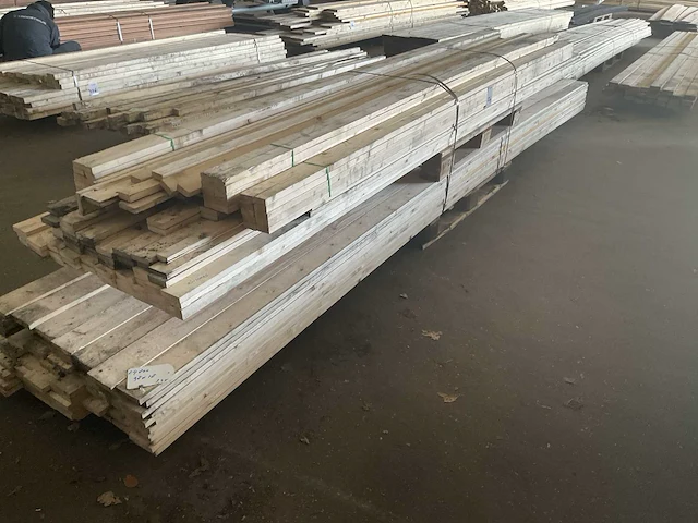Partij diverse planken - afbeelding 1 van  4