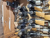 Partij diverse pneumatische slagmoersleutels, o.a ingersoll rand - afbeelding 5 van  7