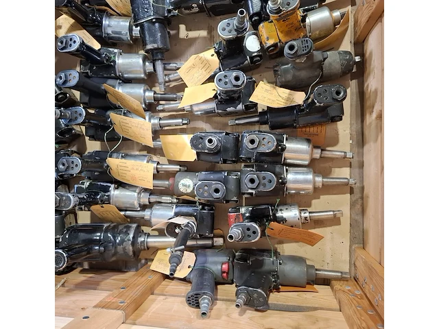 Partij diverse pneumatische slagmoersleutels, o.a ingersoll rand - afbeelding 6 van  7