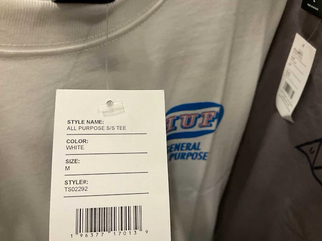 Partij diverse polarskate/brixton/huf/quicksilver t-shirts (49x) - afbeelding 26 van  40