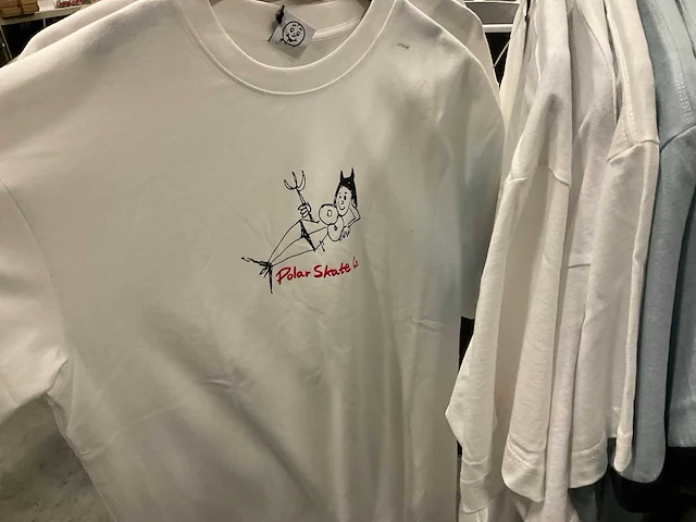 Partij diverse polarskate/brixton/huf/quicksilver t-shirts (49x) - afbeelding 34 van  40