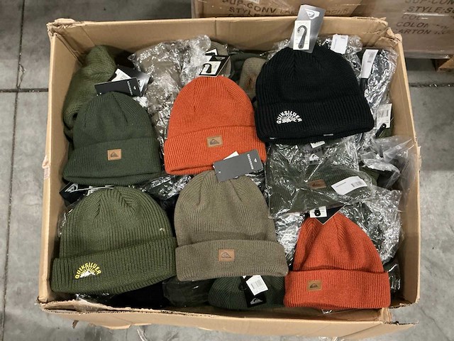 Partij diverse quicksilver mutsen (100x) - afbeelding 1 van  12