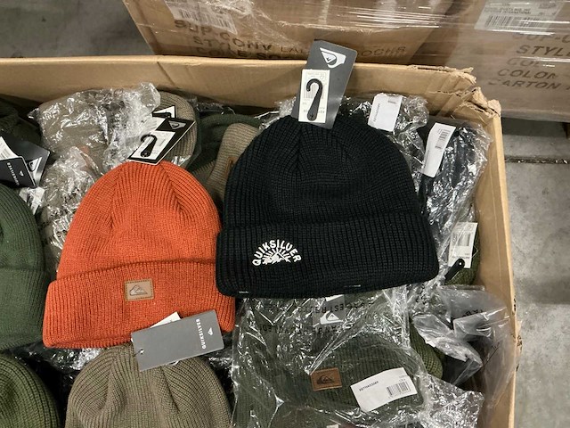 Partij diverse quicksilver mutsen (100x) - afbeelding 9 van  12