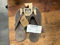 Partij diverse reef, olukai&quiksilver slippers (39x) - afbeelding 3 van  13