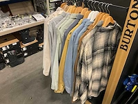 Partij diverse reell/carhartt/volcom/brixton kleding (18x) - afbeelding 15 van  16