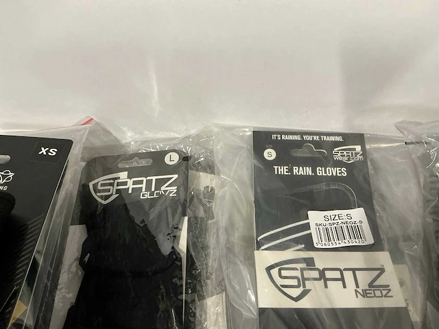 Partij diverse roeckl/sealskinz/spatz handschoenen (58x) - afbeelding 3 van  18