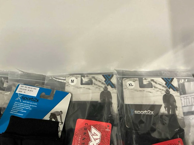 Partij diverse roekcl/sport2x/gripgrab/overige fietshandschoenen (84x) - afbeelding 6 van  14