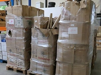 Partij diverse rollen afdekpapier - afbeelding 1 van  14