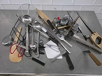 Partij diverse (rvs) keukenbenodigdheden - afbeelding 2 van  3