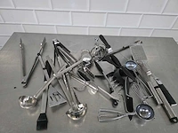 Partij diverse (rvs) keukenbenodigdheden - afbeelding 1 van  3