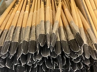 Partij diverse schildermaterialen - afbeelding 2 van  6