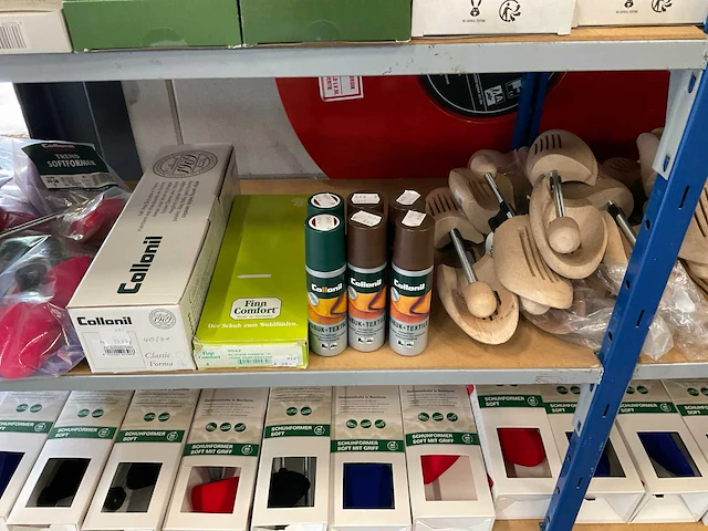 Partij diverse schoenbenodigdheden (612x) - afbeelding 27 van  27