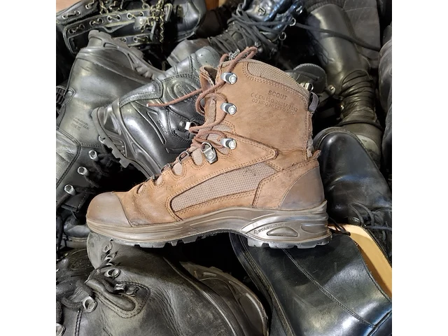 Partij diverse schoenen - afbeelding 10 van  10
