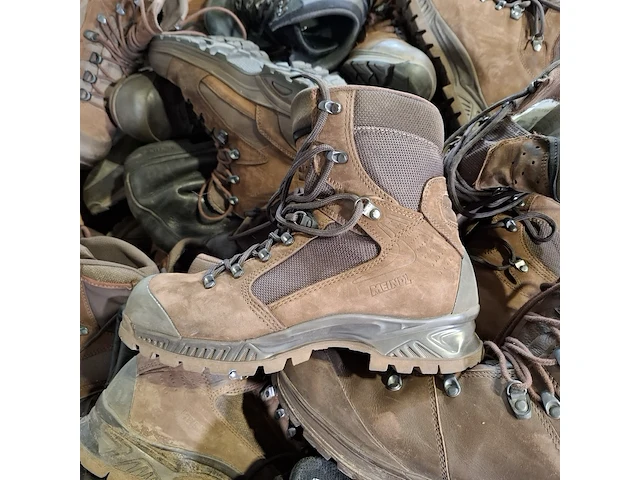 Partij diverse schoenen - afbeelding 4 van  10
