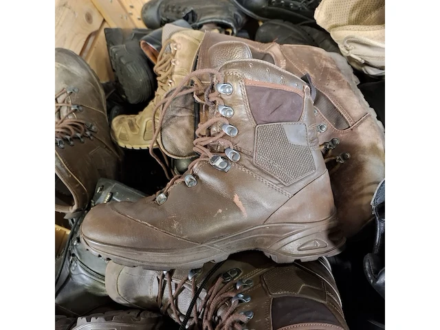 Partij diverse schoenen - afbeelding 9 van  10