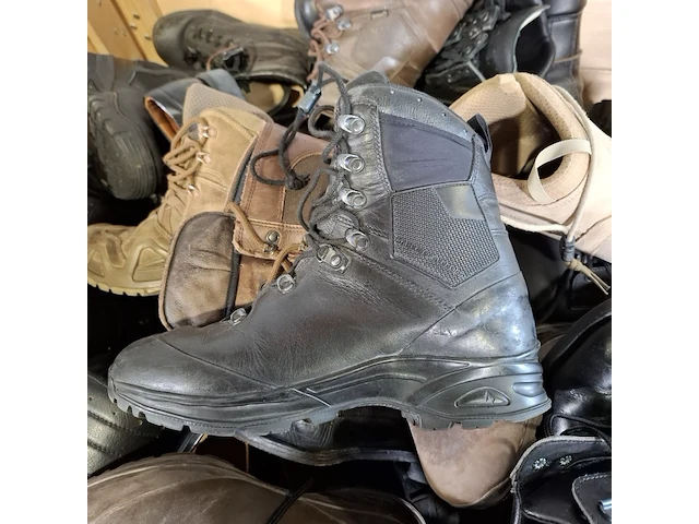 Partij diverse schoenen - afbeelding 10 van  10
