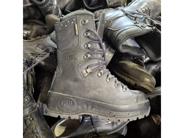 Partij diverse schoenen - afbeelding 10 van  10