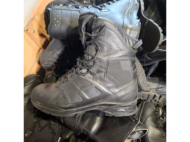 Partij diverse schoenen - afbeelding 6 van  12
