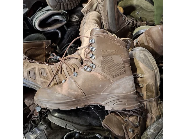 Partij diverse schoenen - afbeelding 11 van  12
