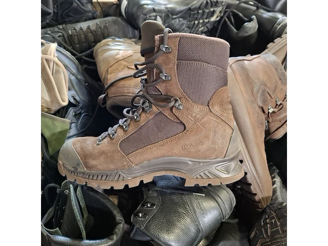 Partij diverse schoenen - afbeelding 3 van  7