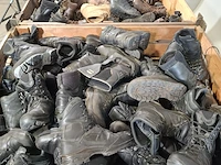 Partij diverse schoenen - afbeelding 2 van  10
